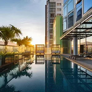 Crowne Plaza Centre By Ihg Hotel